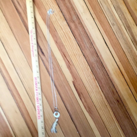 NINE WEST‎ SILVER AND GOLD PENDENT NECKLACE - Picture 4 of 5